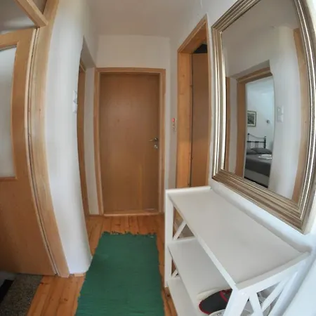 New Bright Modern Apt Close To City Center Appartamento *