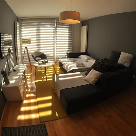 Appartamento New Bright Modern Apt Close To City Center *